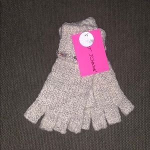 Betsy Johnson fashion gloves